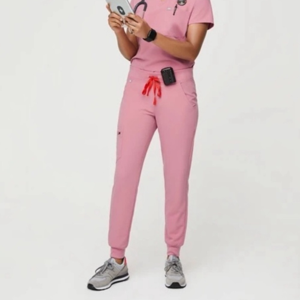 Women's Chalk Zamora- Large Tall Jogger Scrub Pants